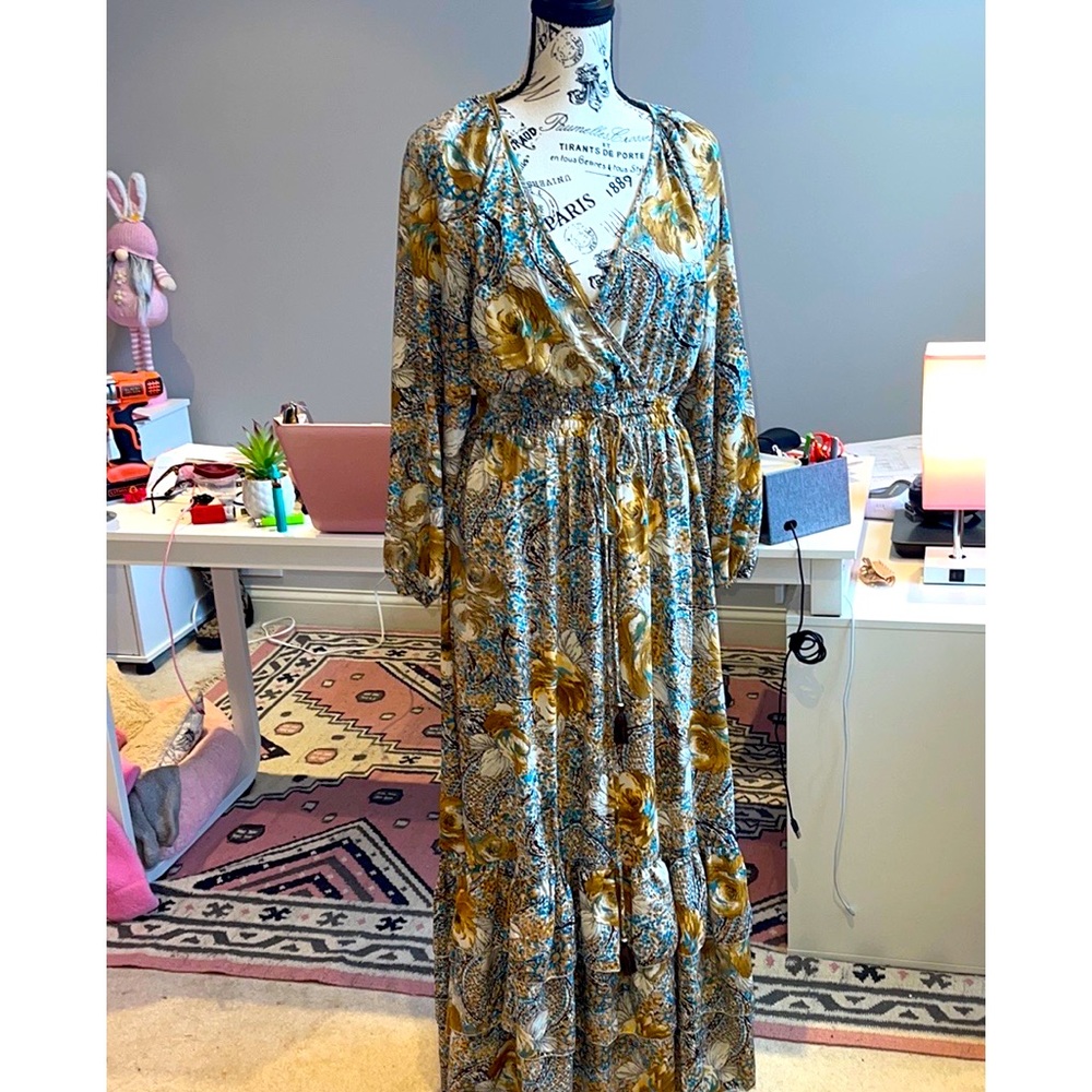 CHAUNDRY Gold & Turquoise Maxi Dress